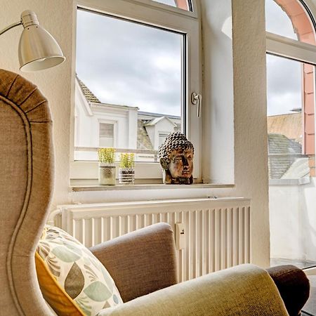 Mittendrin - Apartment Mit 2 Balkonen Sehr Zentral フレンスブルク エクステリア 写真