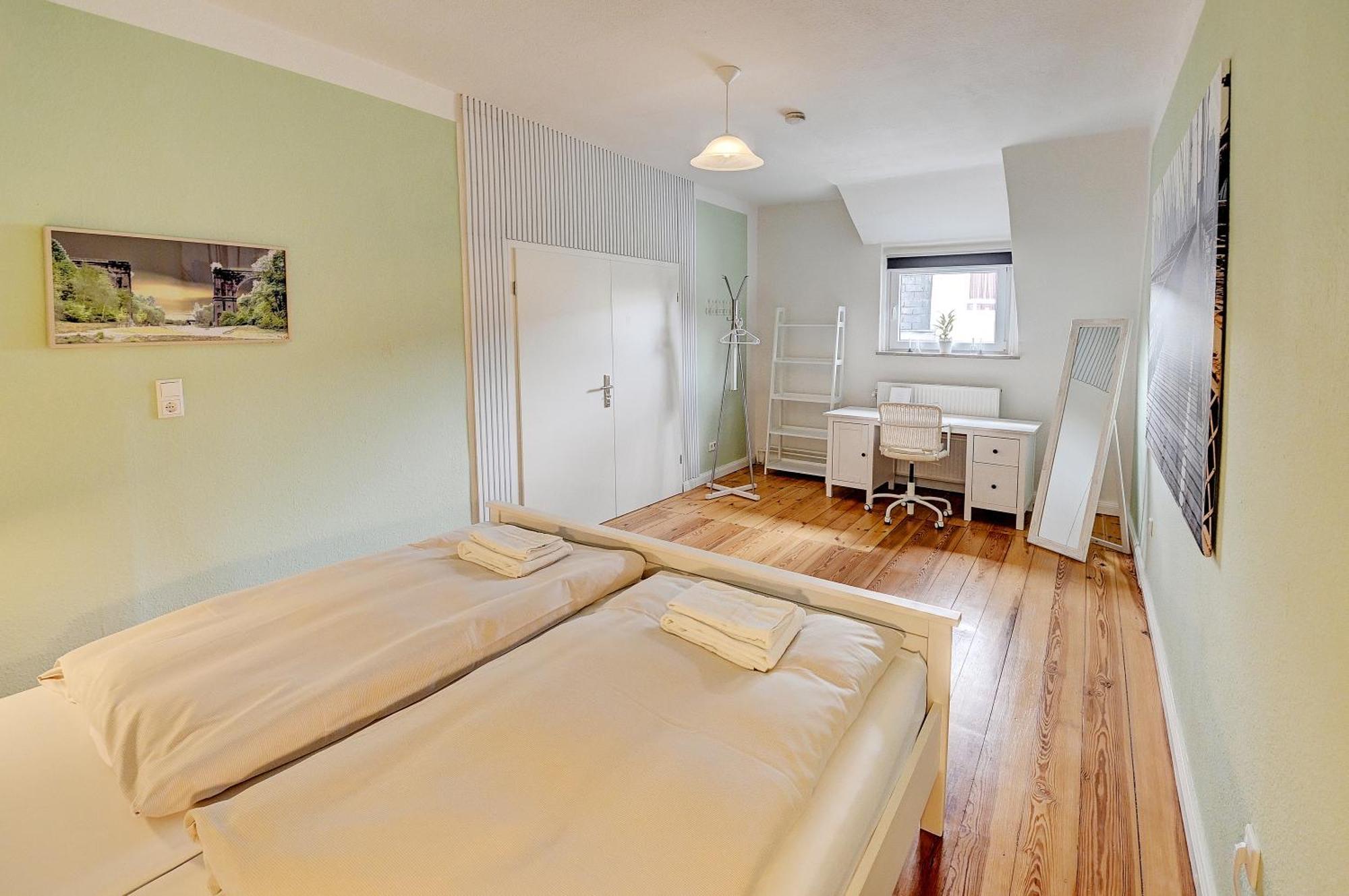 Mittendrin - Apartment Mit 2 Balkonen Sehr Zentral フレンスブルク エクステリア 写真